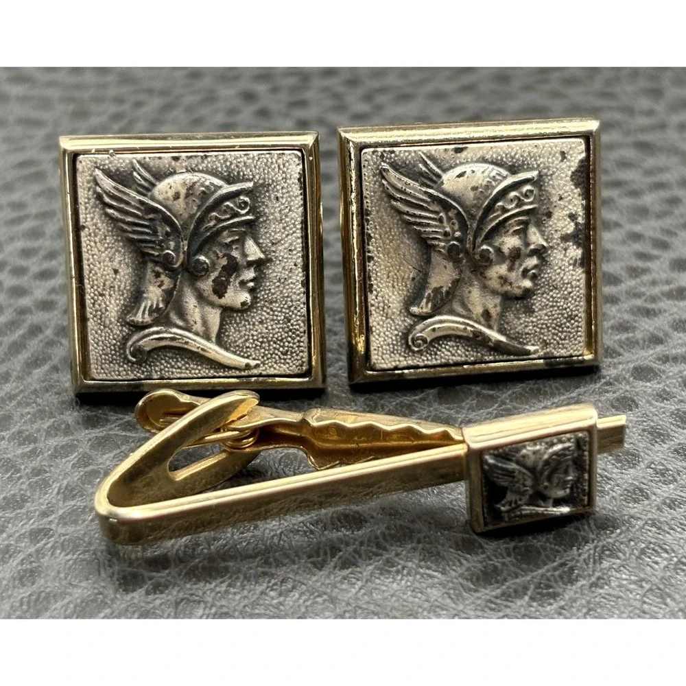 Vintage Shields Roman Soldier Helmet Cufflinks Gold Tone Tie Bar Set